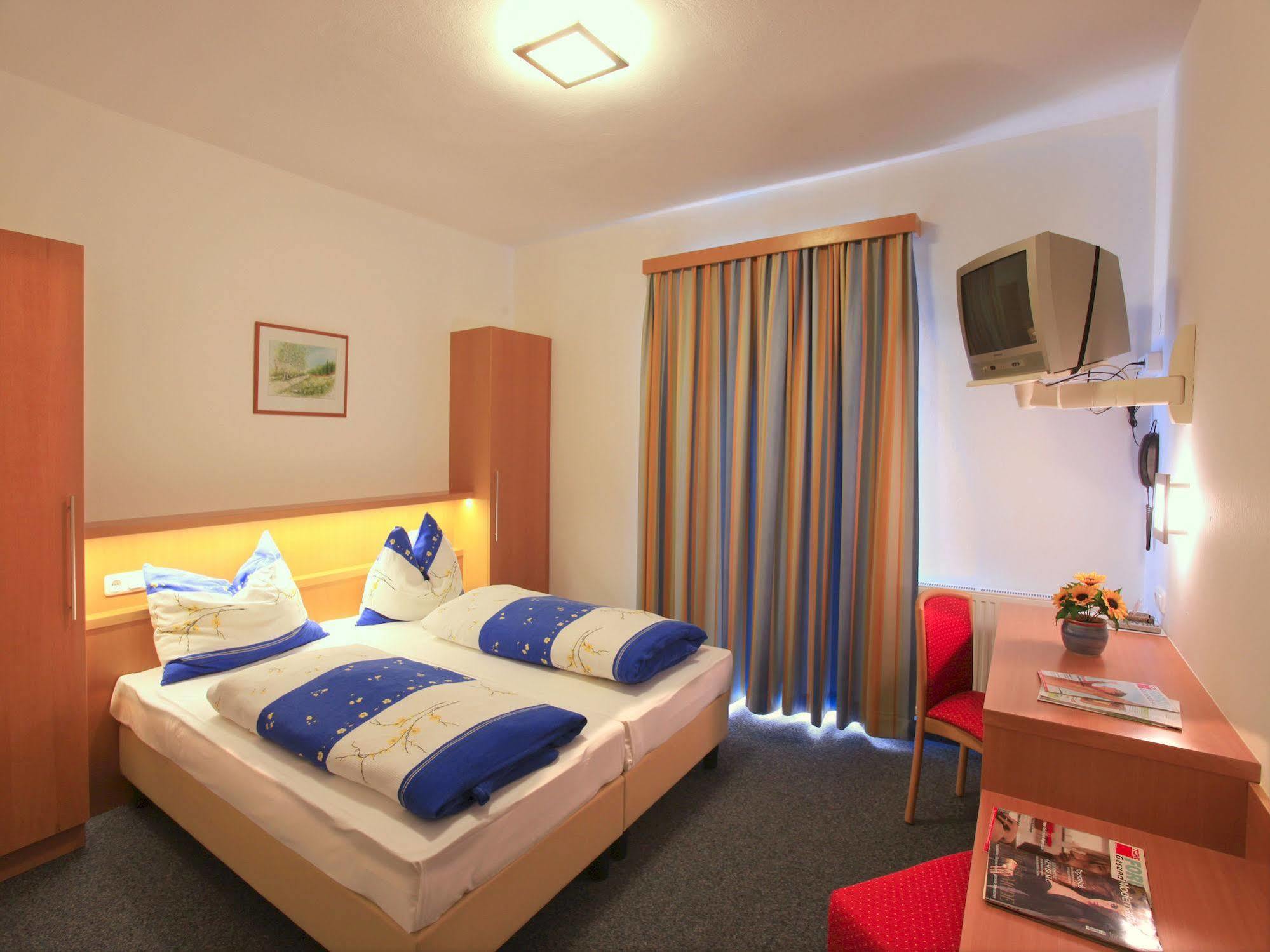 Hotel Gasthof Stefansbruecke Mutters ภายนอก รูปภาพ