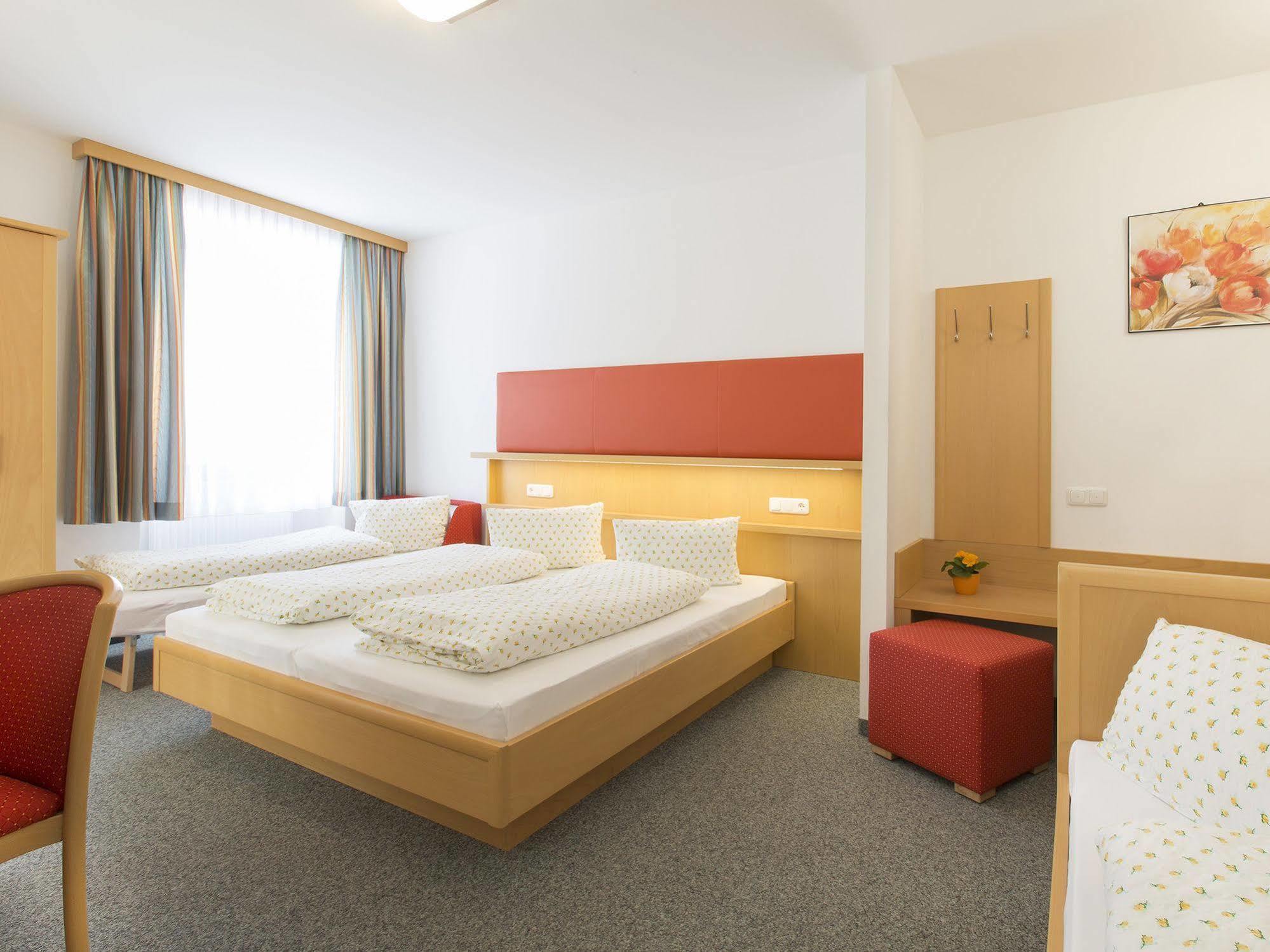 Hotel Gasthof Stefansbruecke Mutters ภายนอก รูปภาพ