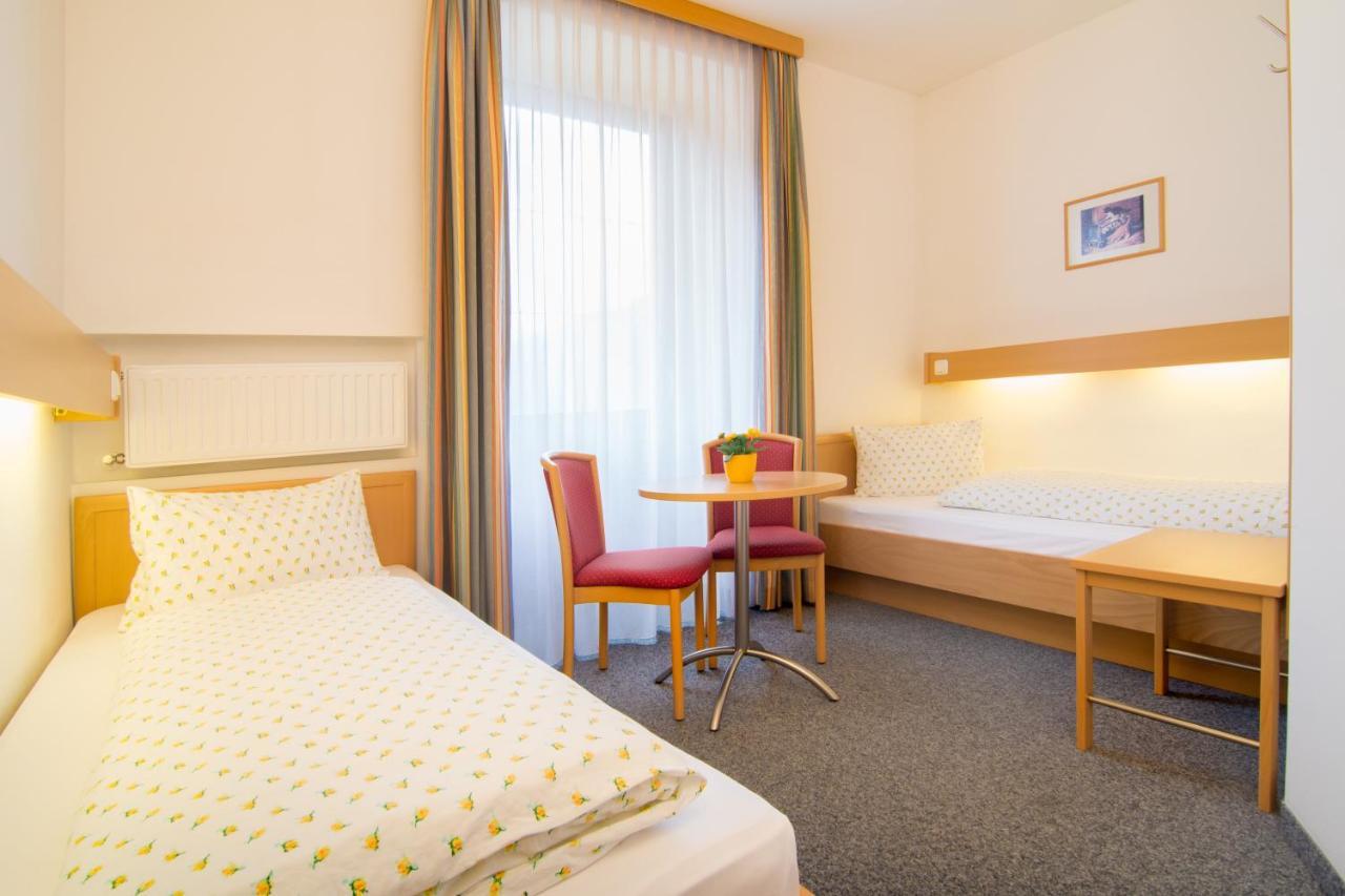 Hotel Gasthof Stefansbruecke Mutters ภายนอก รูปภาพ
